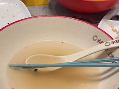 -小杨生煎(金山百联购物中心3楼店)