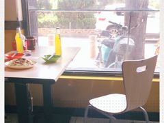 靠窗位-林静小吃(复兴路店)