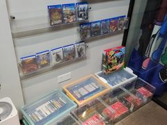 -扑水电玩·PS·Switch·桌游(湖大店)
