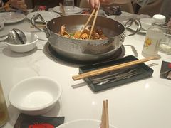 -七欣天香辣蟹火锅(闵行浦江欢乐颂店)