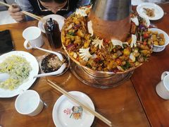 -炉小二铜锅牛蛙•川湘菜(三里屯店)