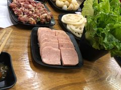 -赞酱川式烤肉(蜀都万达店)