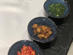 -红鼎豆捞·非遗鲍皇汤火锅(宝丰路店)