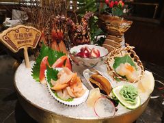 -半岛翡丽海鲜自助餐厅(观风亭店)