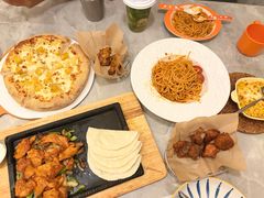 -必胜客(尹山湖歌林公园店)