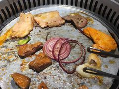 -欢乐牧场海鲜牛排烧烤涮自助(怀柔万达广场店)