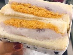 -沁屋面包店(人民东路店)