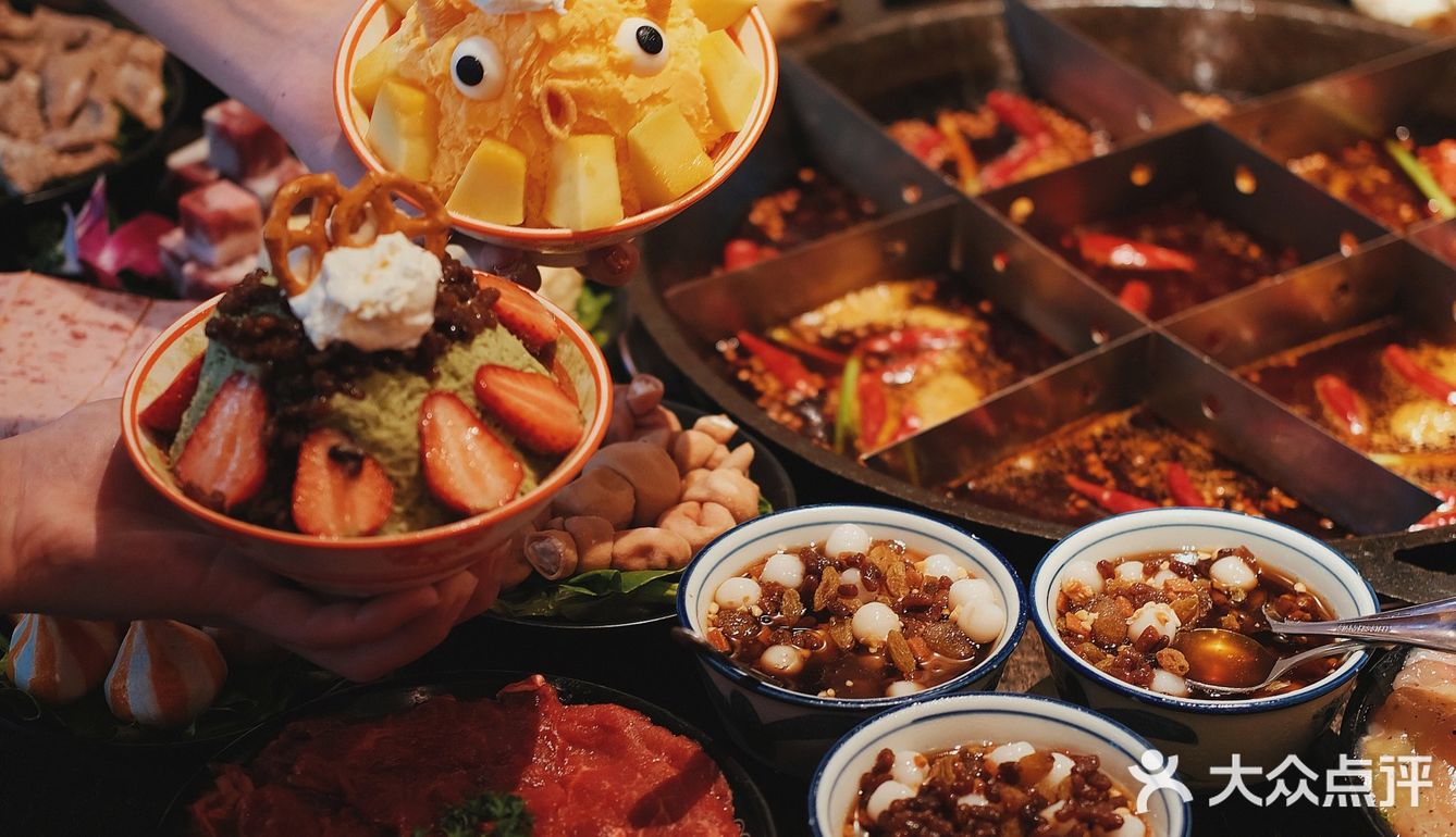 笑死👀划拳助兴吃火锅|超可爱雪花冰看着你