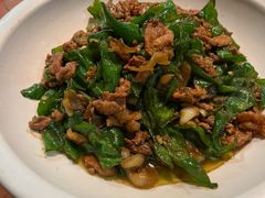 山涧小炒肉-山涧肴·泉水煮活鱼(坂田店)