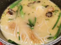云南过桥米线-云海肴云南菜(浦江欢乐颂店)