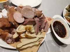 -六泰居·尔滨地标·东北菜(松北店)