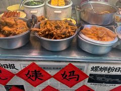 -柳州肥姨妈大骨螺蛳粉(东靖路店)