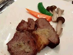 -万达文华酒店·48F云端窗景美食汇自助餐厅