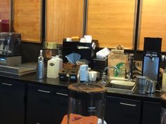 -星巴克臻选(惠州华贸天地1楼店)