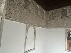 -阿里·本·优素福神学院