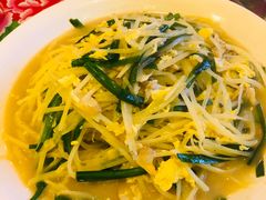 -闯关东东北农家菜(崂山石老人店)