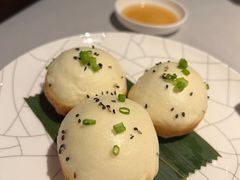 生煎馒头-屋里厢上海菜馆