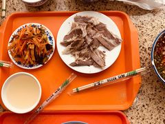 -吾穆勒蓬灰牛肉面·清真(北滨河中路店)