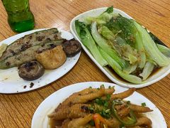 -正宗牛奇排骨饭(第一分店)