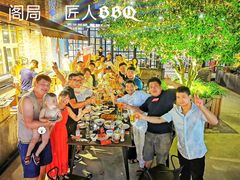 -几个木匠匠人厨房