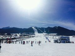-丝绸之路山地度假区滑雪场