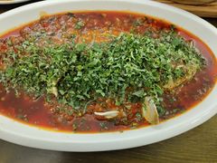 藿香鱼-洪平血旺椒麻鸡雅鱼饭店(熊猫大道店)