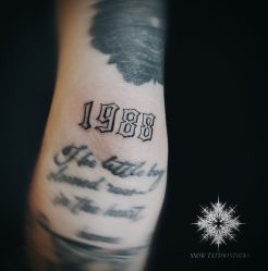 -SNOW TATTOO STUDIO