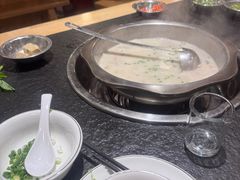 -肖仙仙羊肉汤·创于1996年(三官堂总店)