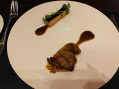 -恰餐厅及酒吧 CHAR Bar & Grill (北京丽都皇冠假日店)