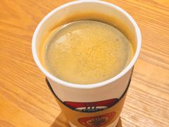 美式咖啡-太平洋咖啡(市府恒隆二店)