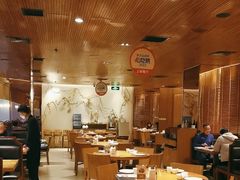 -红鱼湾餐厅(国际大厦店)