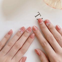-Ami nail爱米美甲美睫