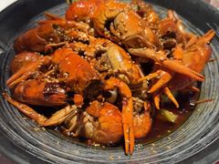 -肥肥虾庄·金牌油焖大虾(汉街SKP店)