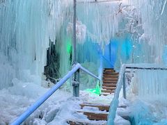 -大平台龙居瀑布旅游区