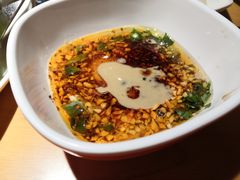 -洪氏嗨捞·广东猪肚鸡·椰子鸡火锅(西咸万象城店)