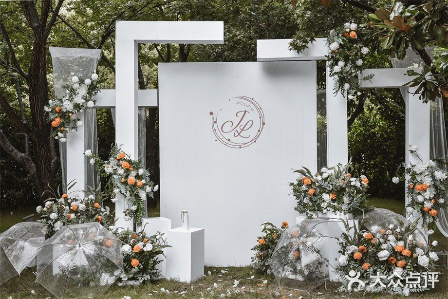 小预算草坪婚礼｜户外森系小清新