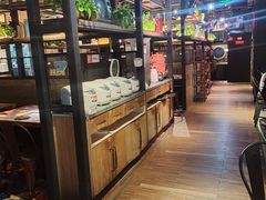 面包甜点陈列柜-探鱼·鲜青椒爽麻烤鱼(番禺万达店)