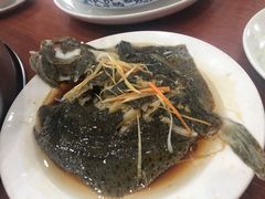 清蒸多宝鱼-四海鲜渔家菜(黄金海岸店)