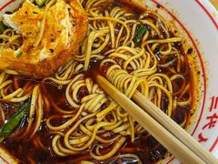 -叶伟胡辣壳面(两路口店)