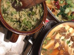 -爱碗亭·鲜炒湖南菜(壹城中心店)