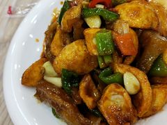 -江城燕子大排档(江汉路步行街店)