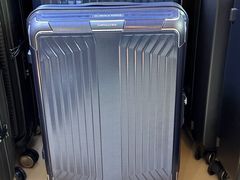 -广州周大福金融中心