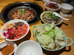 -大众跷脚牛肉馆·非遗传承单位(峨眉山店)