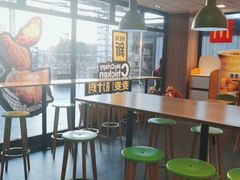 大堂-麦当劳(庐山服务区店)