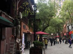 -黎黄陂路街头博物馆
