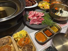-草家酱蟹炭火烤肉店(珲春南路一店)