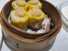 虾仁烧麦-弘雅饭店