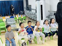 -蓝话筒·少儿成人演讲口才·主持朗诵·戏剧表演(大华第一坊店)