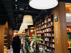 -百新书局(尚悦湾店)