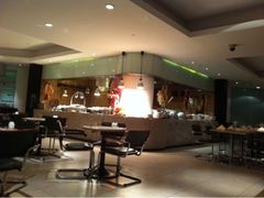 -亮马河饭店翠雅咖啡厅